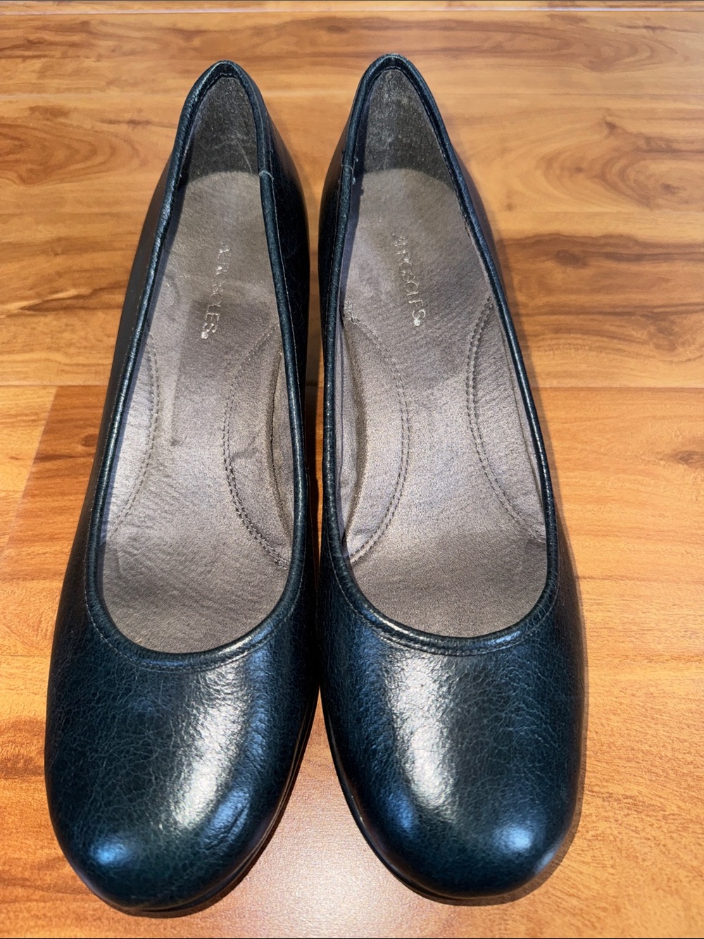 Dark Blue Women’s Shoes with Comfort Insoles